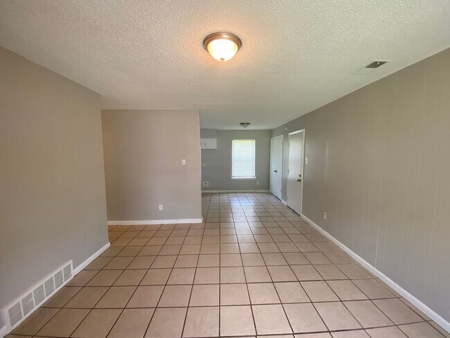 Photo - 5168 Corkwood Dr