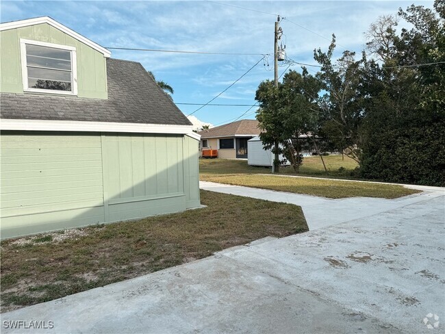 Building Photo - 2226 Virginia Ave Rental