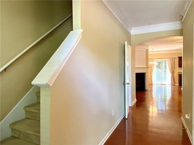 Photo - 921 Magnolia Leaf Dr