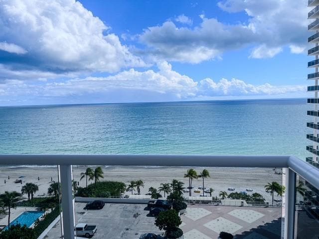 Photo - 3500 Galt Ocean Dr Unidad 1011