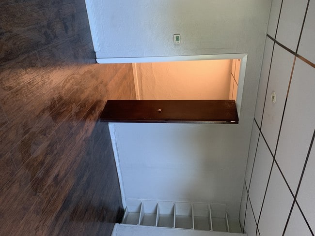 Photo - 3279 Regent Rd