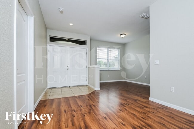 Photo - 8314 Greystone Dr