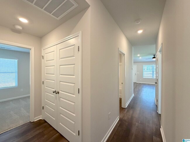 174 Hill Ln
