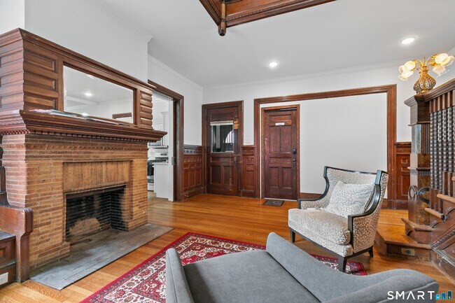 Photo - 131 Dwight St Unit 1