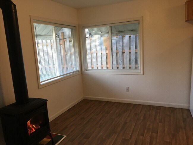 Big Opening Windows with Screens - 7619 N Berkeley Ave