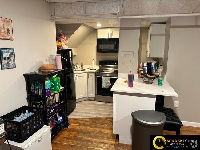 Building Photo - 15 Aberdeen St Unit 1 Rental