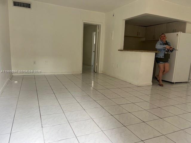 Photo - 1280 W 54th St Unit 122B