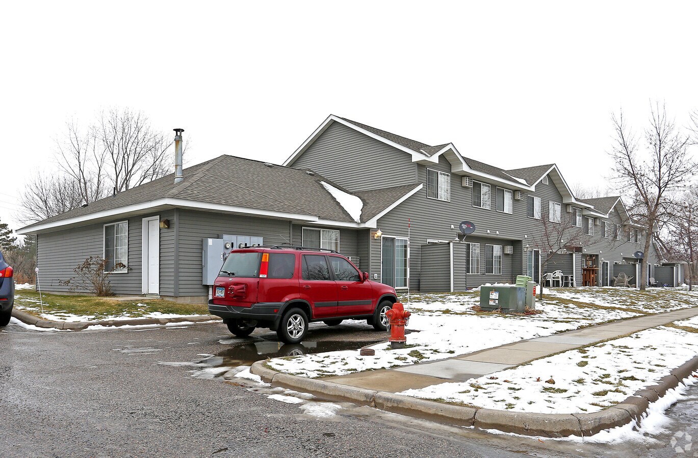 Water's Edge Townhomes - Water's Edge Townhomes