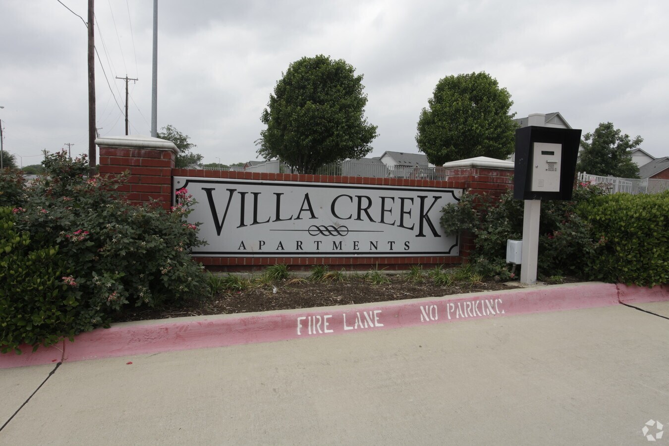 Photo - Villa Creek Apartments