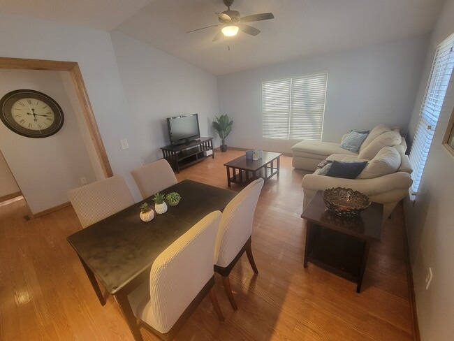 Photo - 7804 Eby St Unidad 4