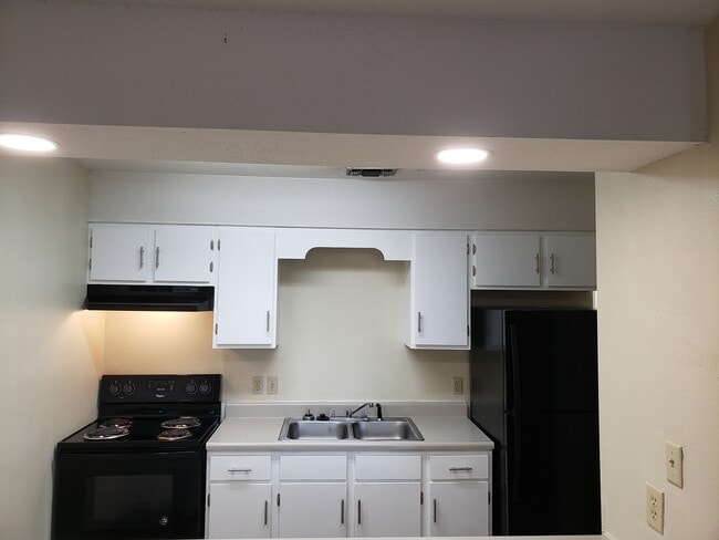 Photo - 29 6th St Unit 29 D