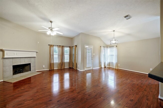 Photo - 6903 Summer Bridge Ln