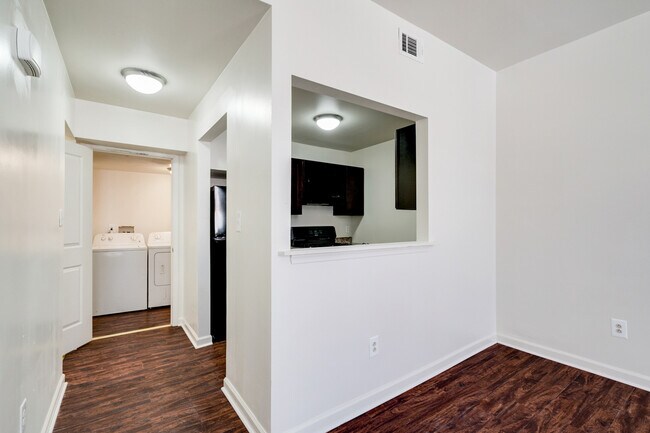 Building Photo - 4102 Ogden St Unit B