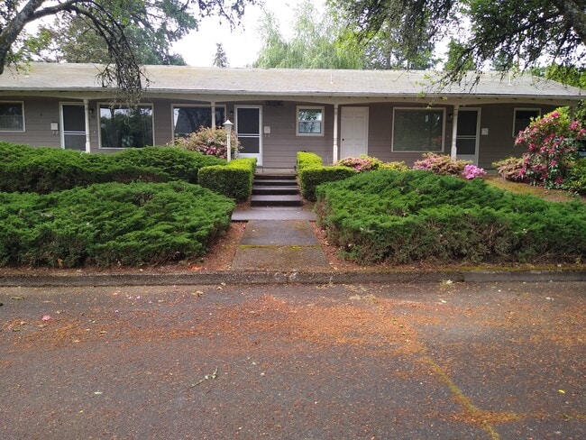 Photo - 320 Wilson St S Unit 320 Wilson St S