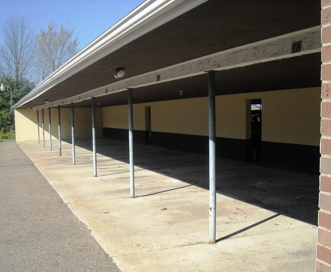 Sherwood Jackson Apartments Massillon, OH