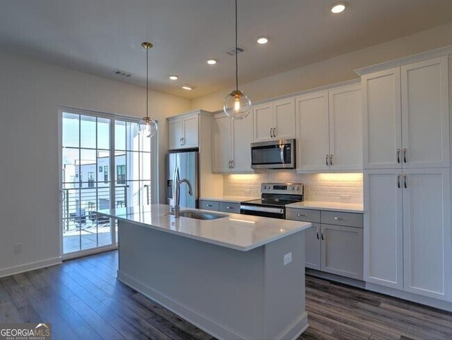 Photo - 155 Devore Rd