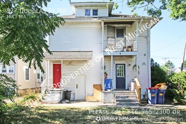 Photo - 827 Douglas St NW Unit 2