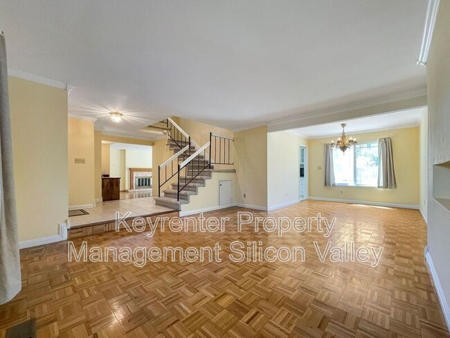 Photo - 1293 Knollview Dr