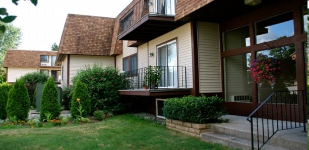 Gaslight Apartments - Gaslight Apartments