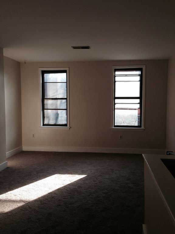 Building Photo - 2315 South St Unit Apt. 2