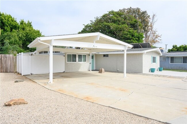 Photo - 2608 Willo Ln