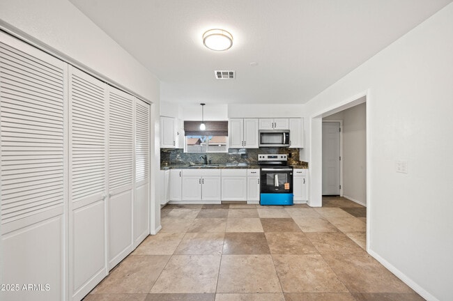 Photo - 2946 W Villa Maria Dr