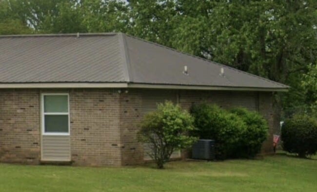 Photo - 25600 Smithfield Rd