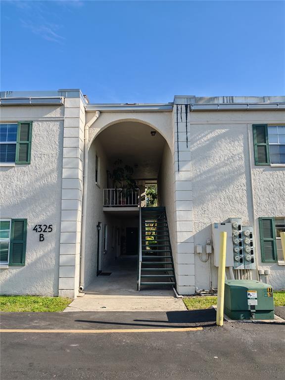 Building Photo - 4325 Aegean Dr Unit 220B Rental