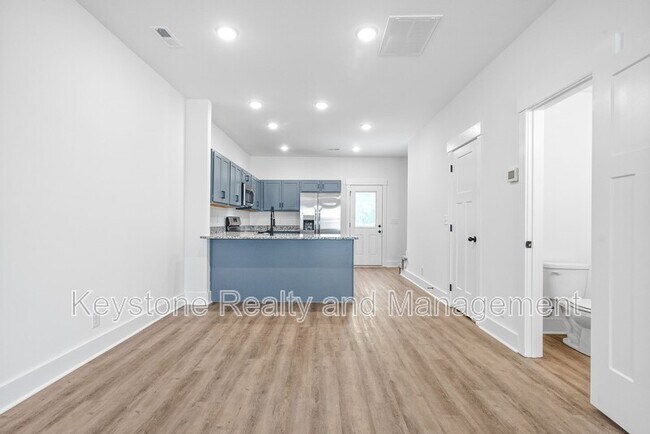 103 Front Ridge Cir