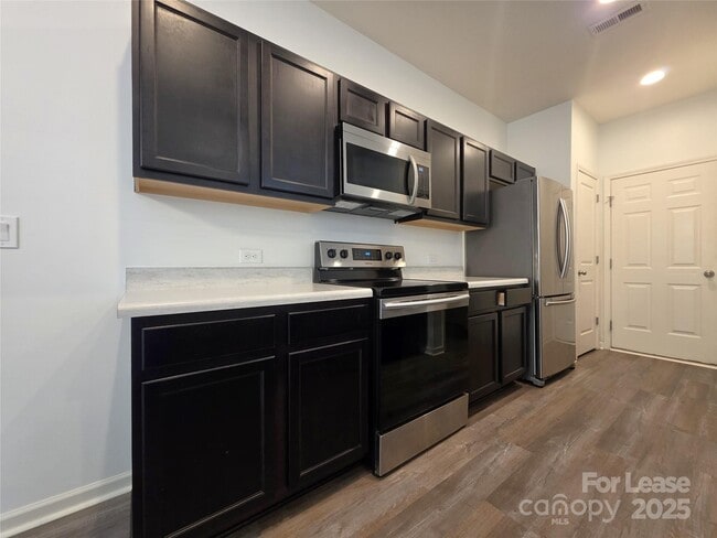 Photo - 150 Pin Oak Ct