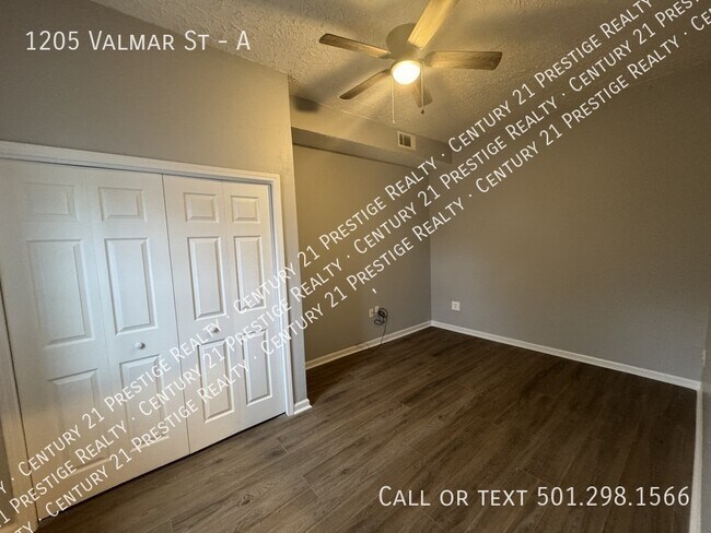 Photo - 1205 Valmar St Unit A