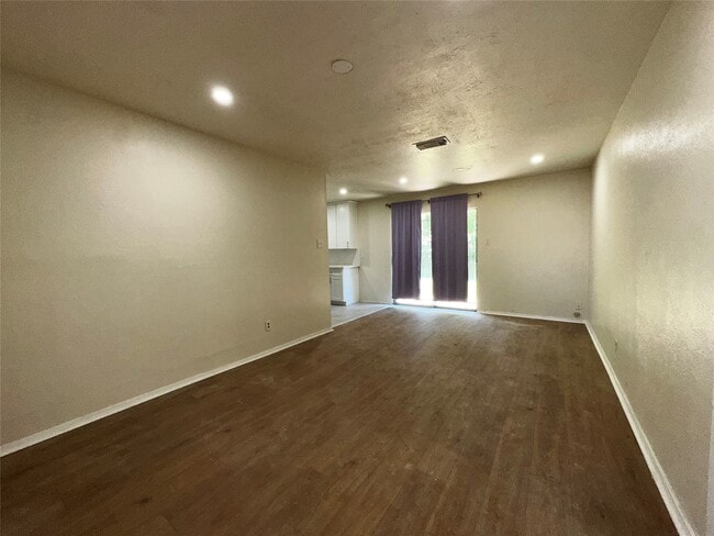 Photo - 12815 Segrest Dr