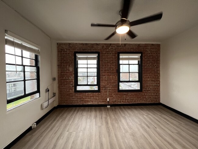 Kipling Apartments