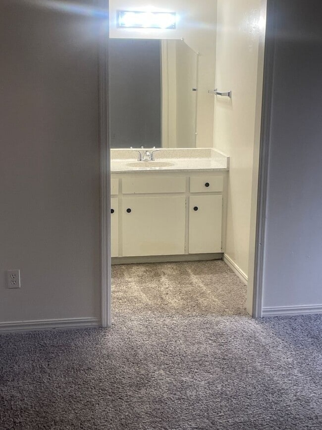 Photo - 5112 S Delaware Pl Unit 1
