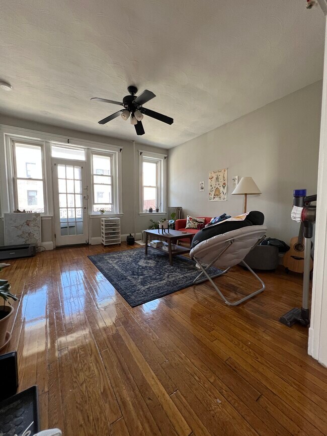 Photo - 325 Summit Ave