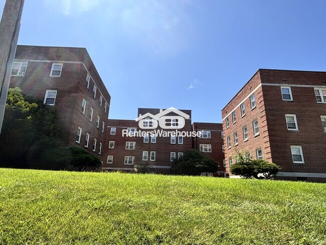 Photo - 4200 Grand Ave