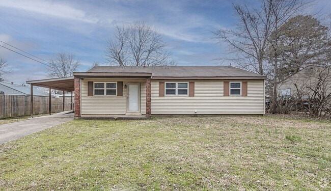 Building Photo - 2215 Sutton-Move in ready! Rental