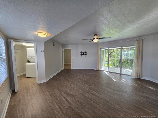 Photo - 3206 SE Aster Ln Unit 207