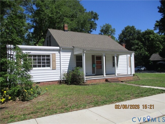 Building Photo - 403 Maple St