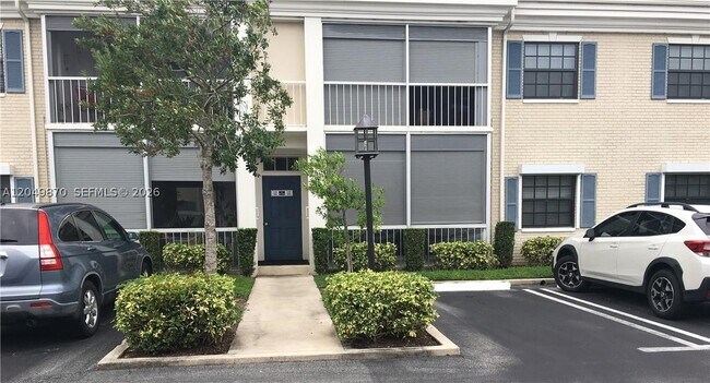 Photo - 110 Cypress Club Dr Unit 108