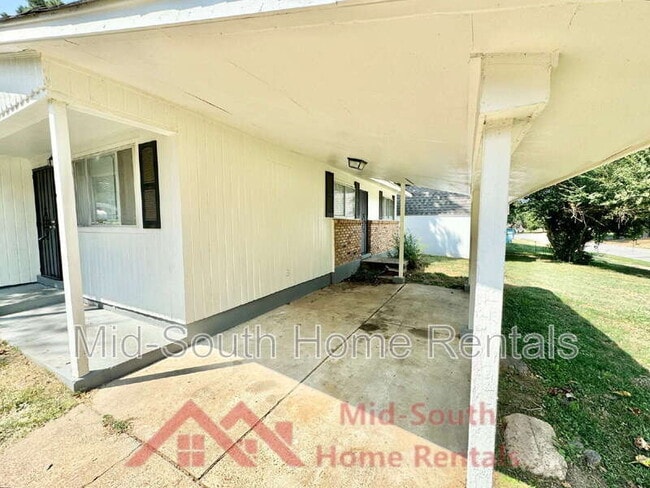 2452 Debby Dr
