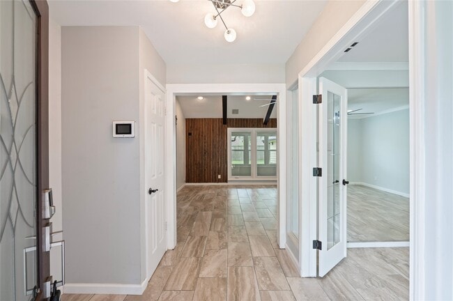 Photo - 4034 Shady Springs Dr