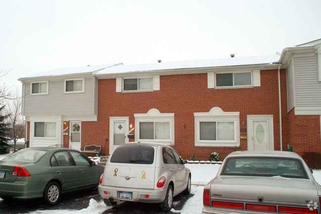 Photo - 31888 Williamsburg St