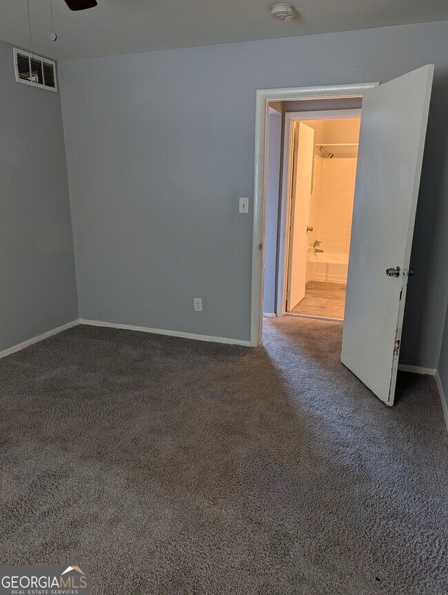 Photo - 1980 Stanton Rd Unit 2