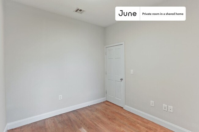 Photo - Room in Shared 4 bed/1 bath home Unit C