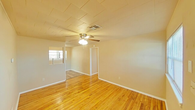 Photo - 1725 NW 48th St