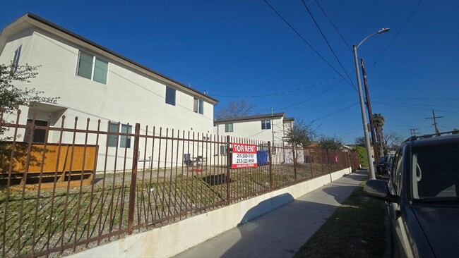 Photo - 33(1635) Unidad 33(1637B)