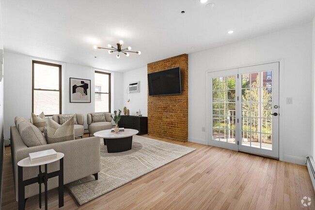 Building Photo - 1103 Washington St Unit 2 Rental