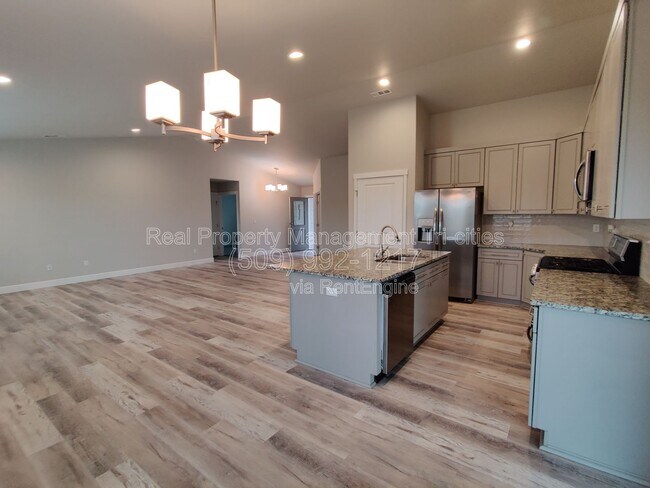 Photo - 8209 Coldwater Dr
