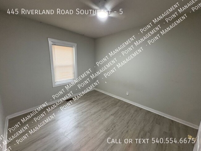 Photo - 445 Riverland Rd SE Unidad 5